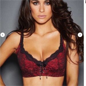 Frederick’s of Hollywood red and black lace bra with lace up center Size 42D